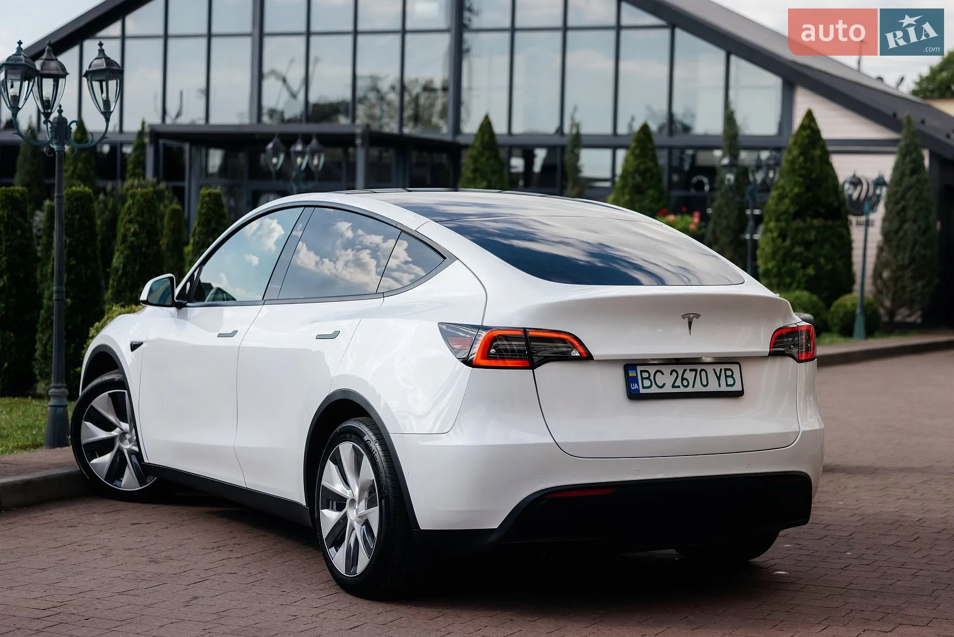 2022 Tesla Model Y - мініатюра 17