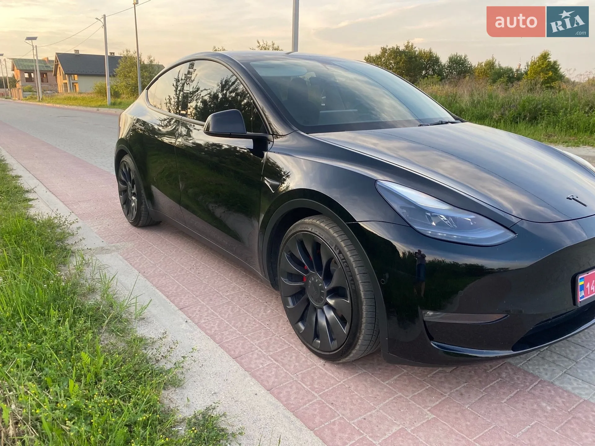 2022 Tesla Model Y - мініатюра 2