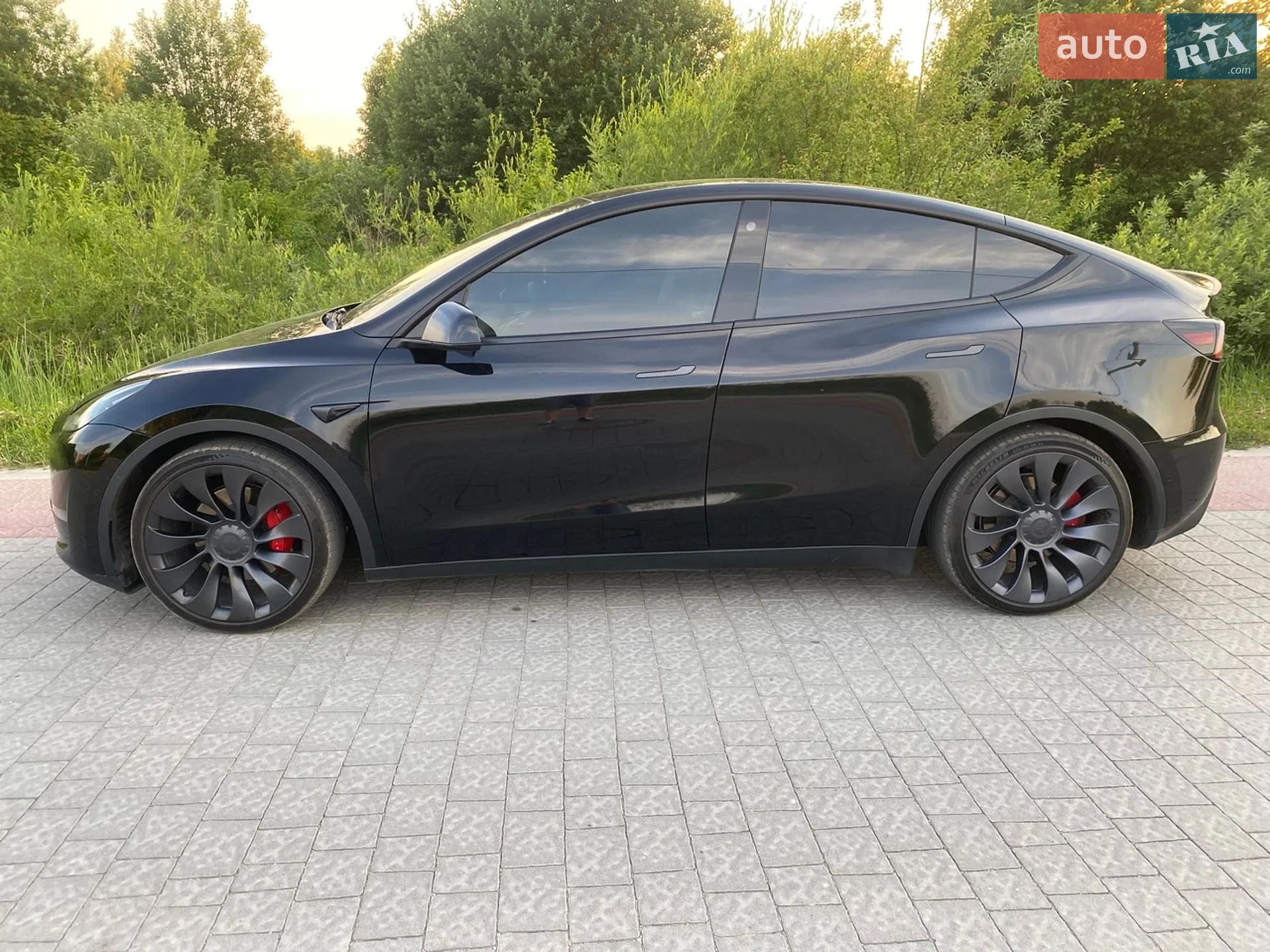 2022 Tesla Model Y - мініатюра 4
