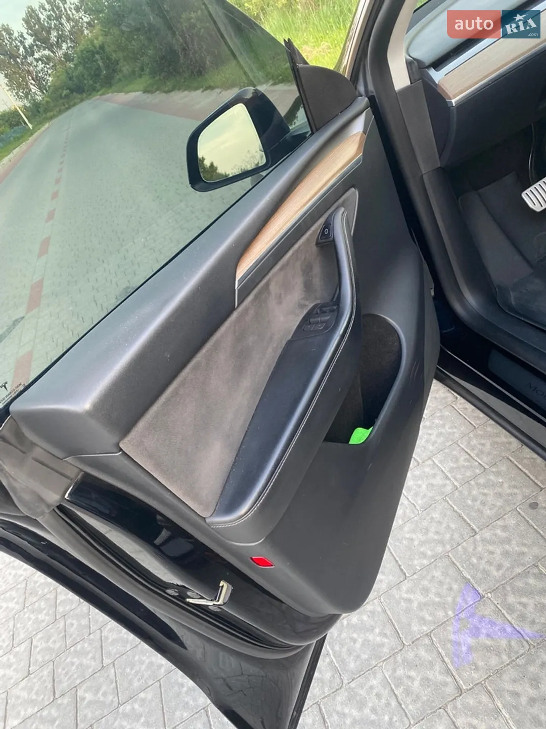 2022 Tesla Model Y - мініатюра 10