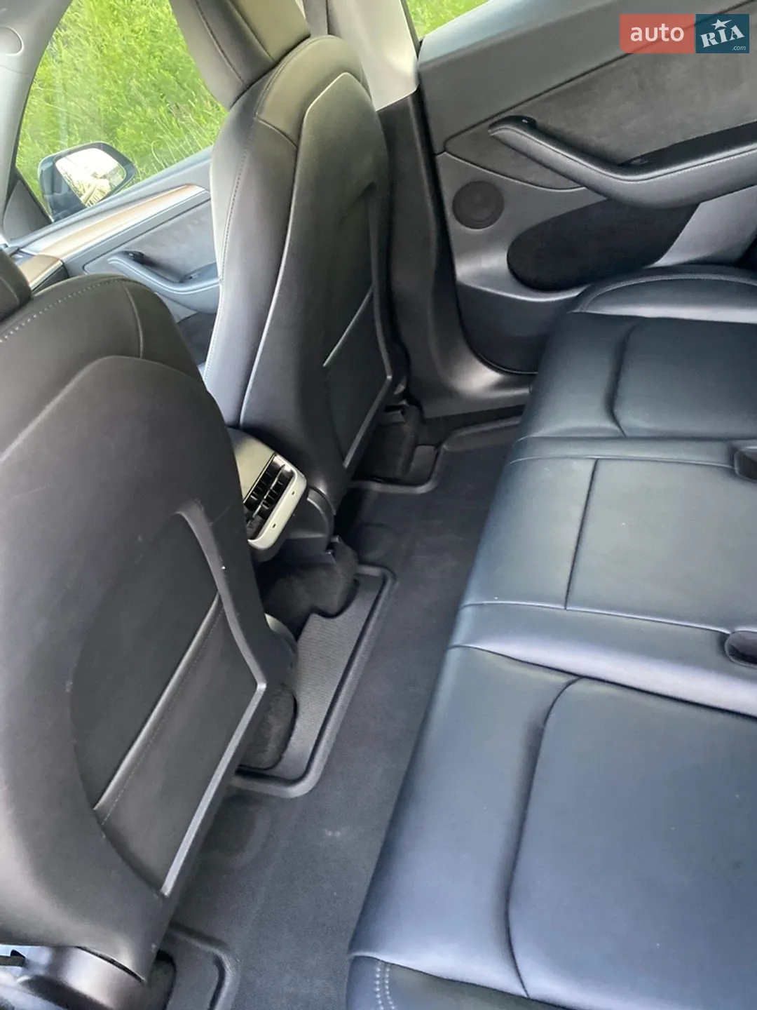 2022 Tesla Model Y - мініатюра 13