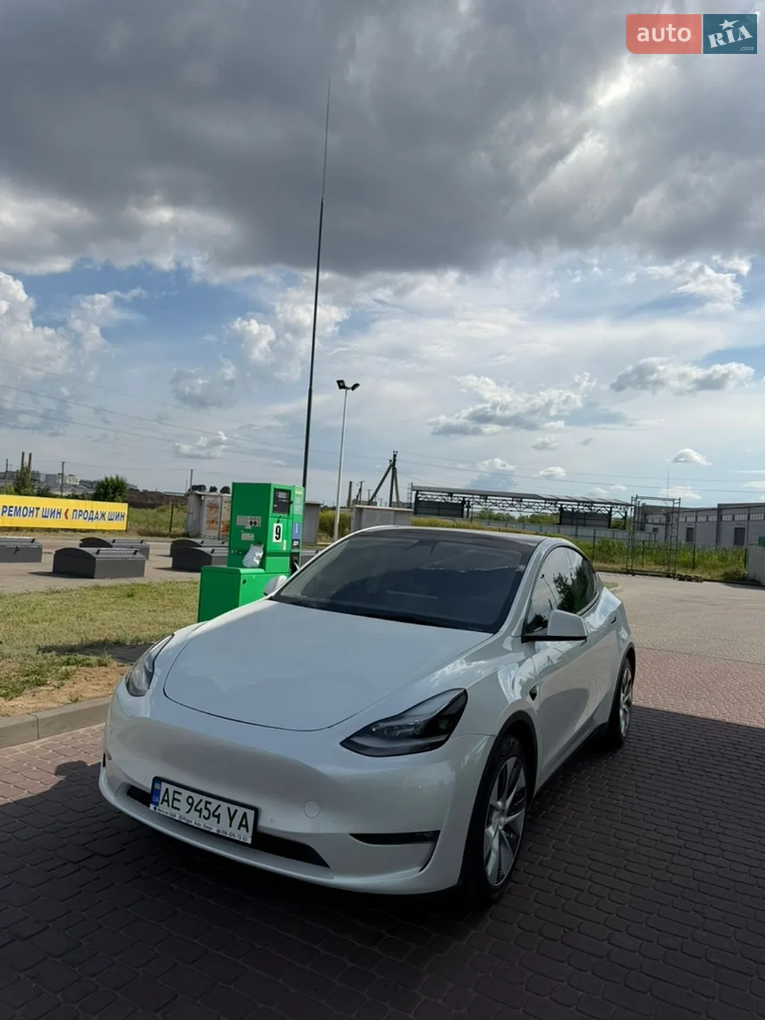 2021 Tesla Model Y - мініатюра 18