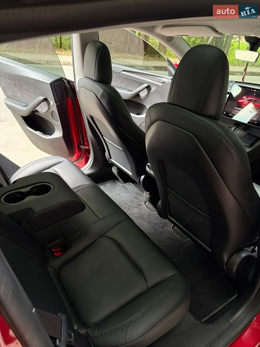 2022 Tesla Model Y - мініатюра 13