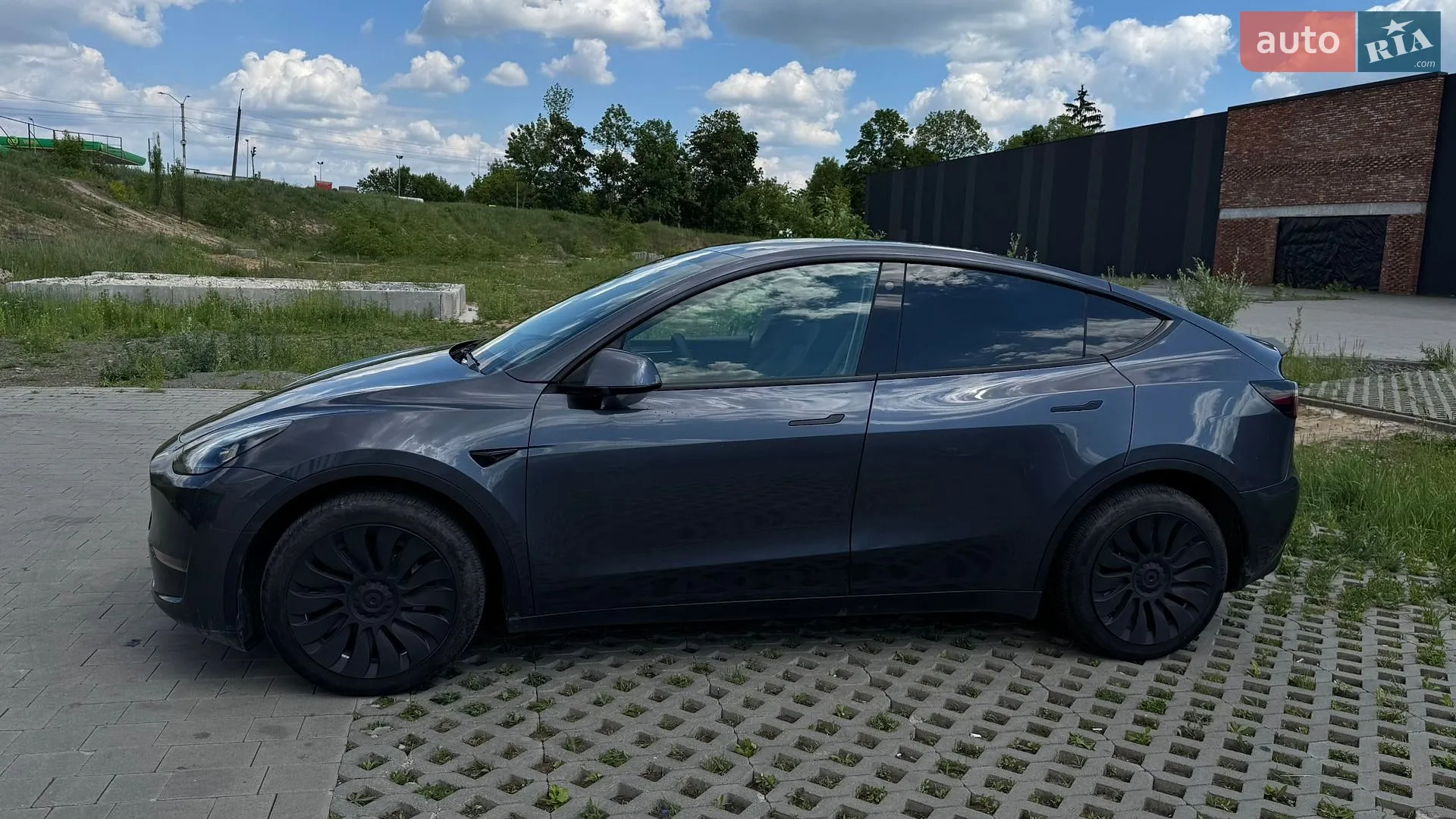 2023 Tesla Model Y - мініатюра 10