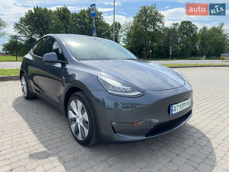 Позашляховик / Кросовер Tesla Model Y 2023 в Івано-Франківську фото 2 Позашляховик / Кросовер Tesla Model Y 2023 в Івано-Франківську