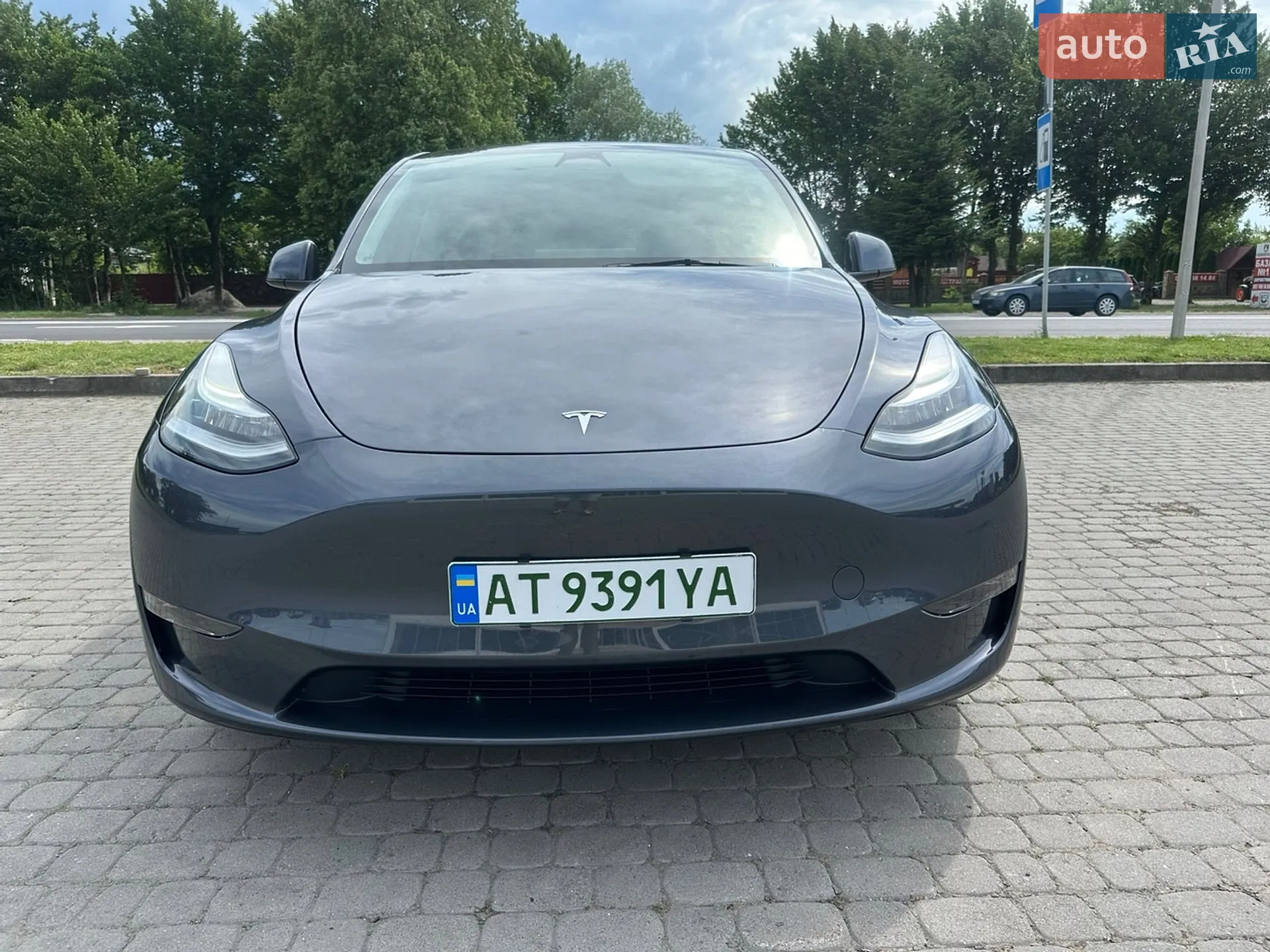 2023 Tesla Model Y - мініатюра 3