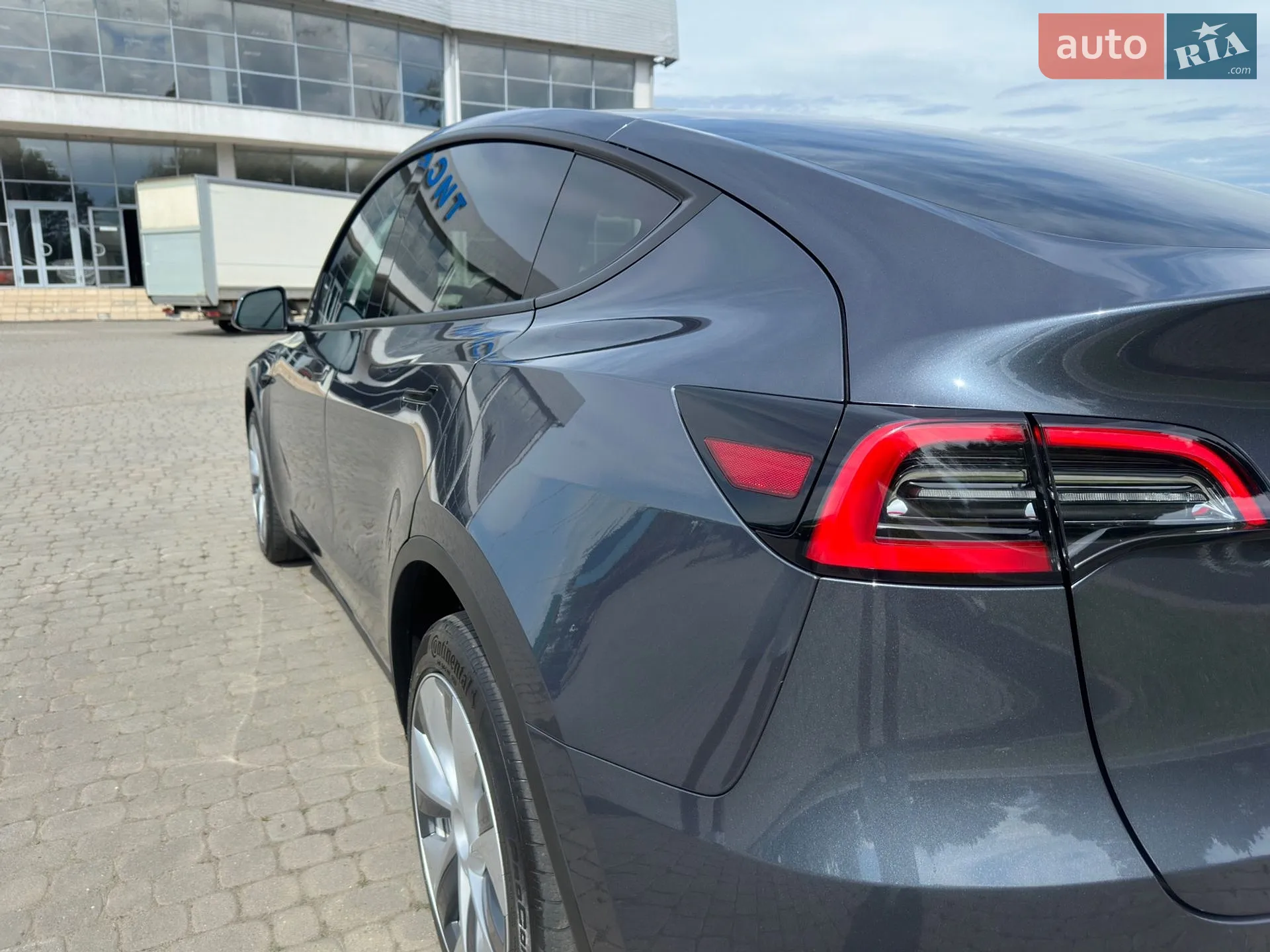 2023 Tesla Model Y - мініатюра 11