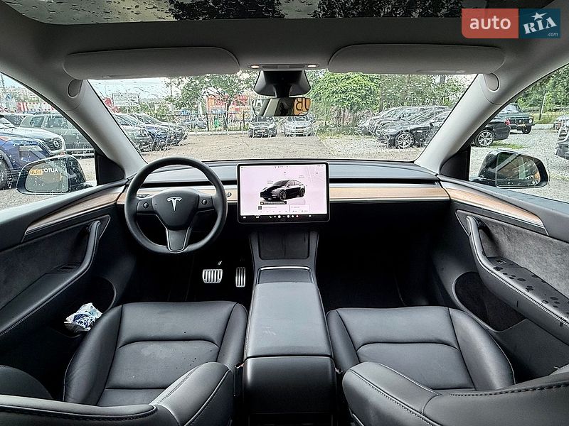 Позашляховик / Кросовер Tesla Model Y 2023 в Харкові