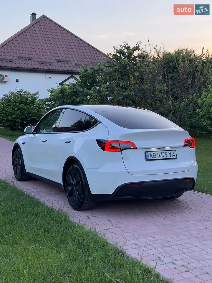 2024 Tesla Model Y - мініатюра 18