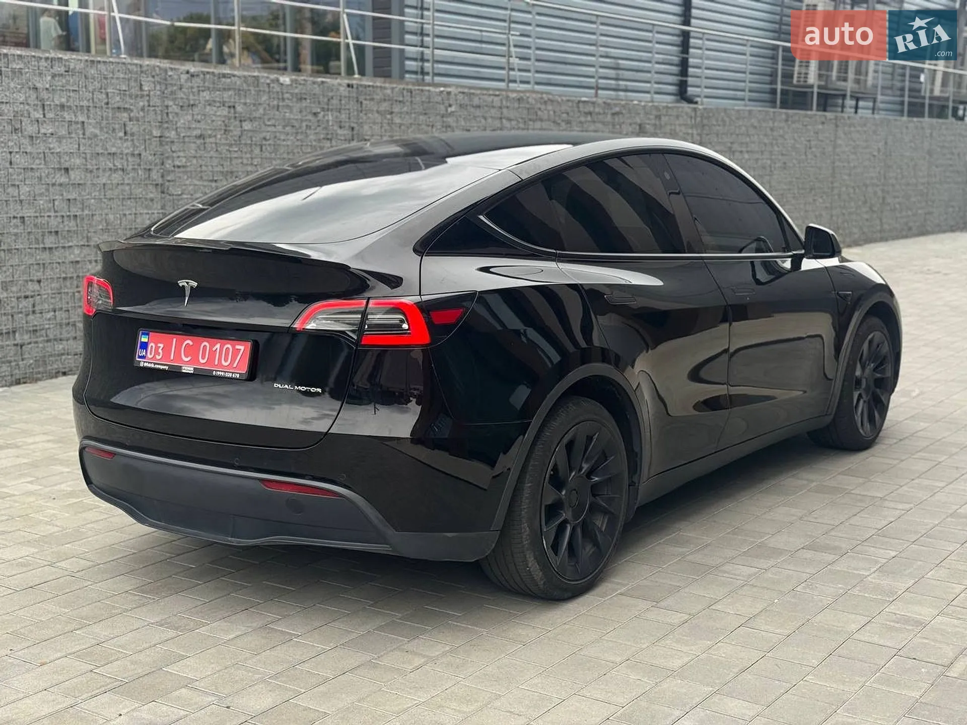 2022 Tesla Model Y - мініатюра 2