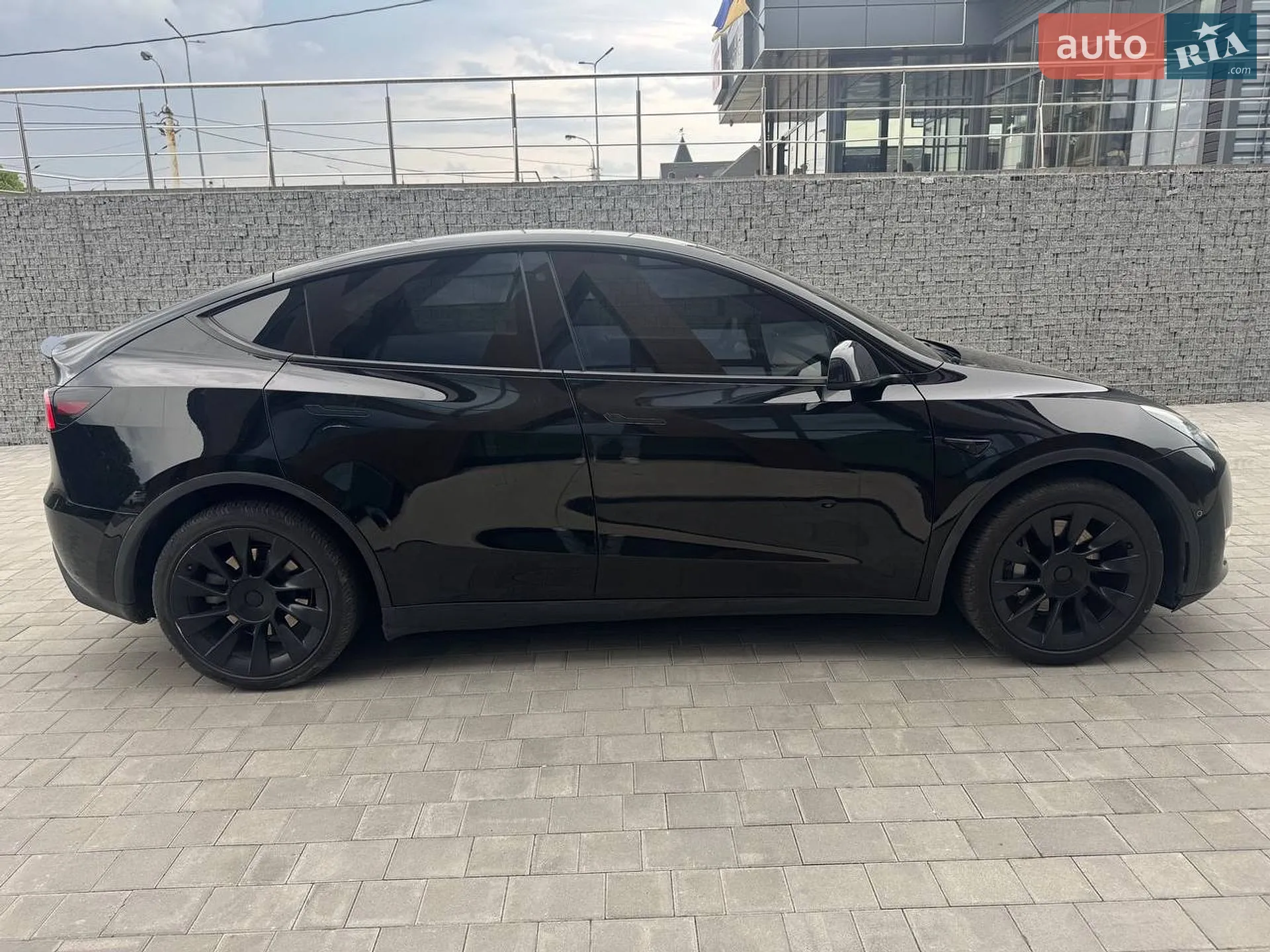 2022 Tesla Model Y - мініатюра 13