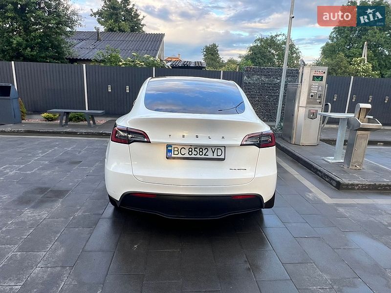 Внедорожник / Кроссовер Tesla Model Y 2023 в Самборе