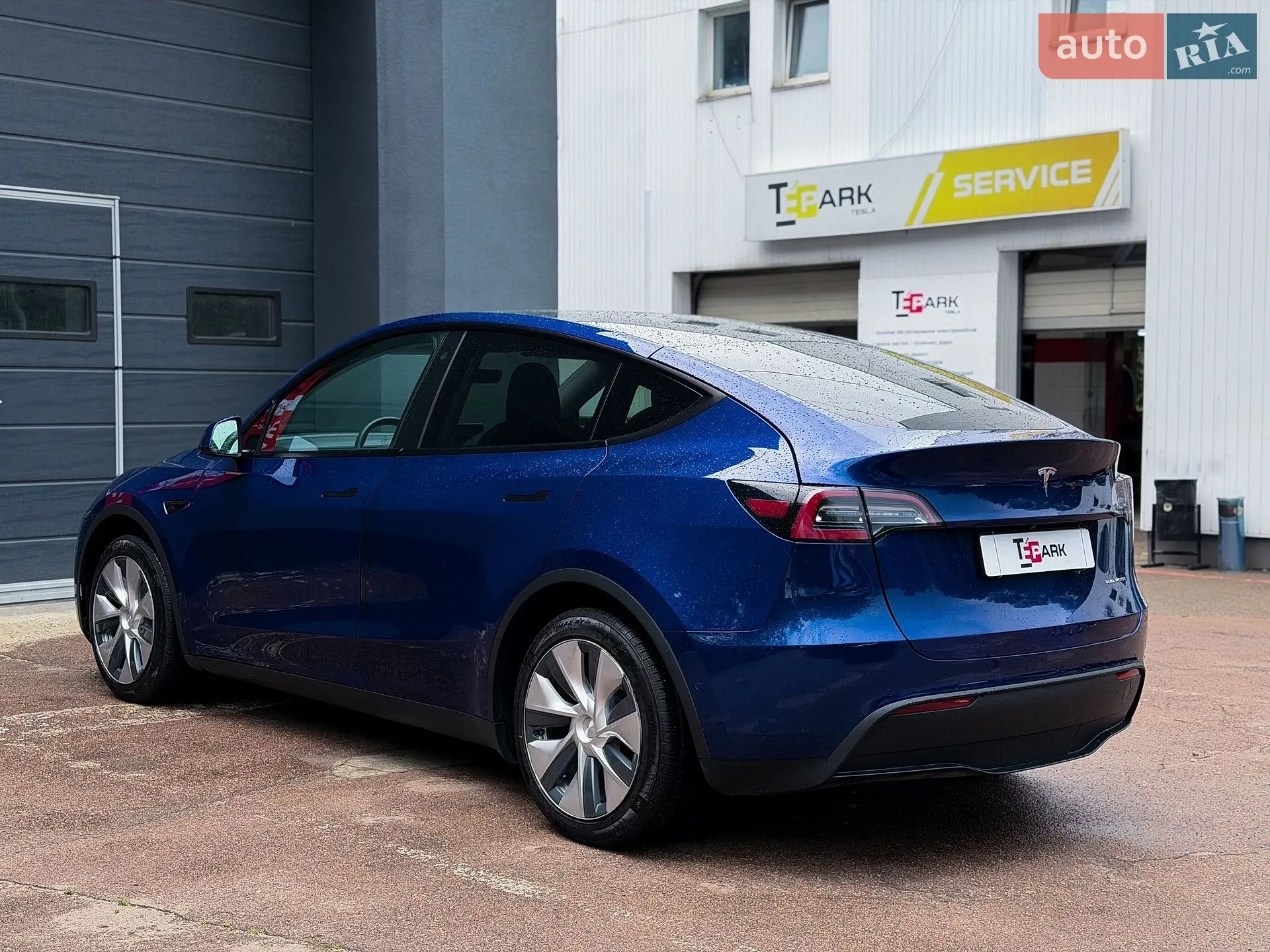 2020 Tesla Model Y - мініатюра 8