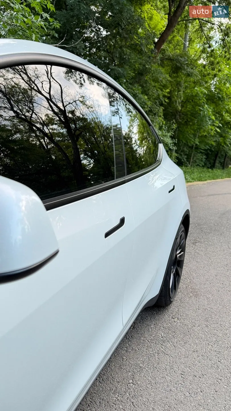 2023 Tesla Model Y - мініатюра 11