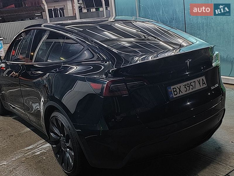 Внедорожник / Кроссовер Tesla Model Y 2021 в Одессе фото 3 Внедорожник / Кроссовер Tesla Model Y 2021 в Одессе