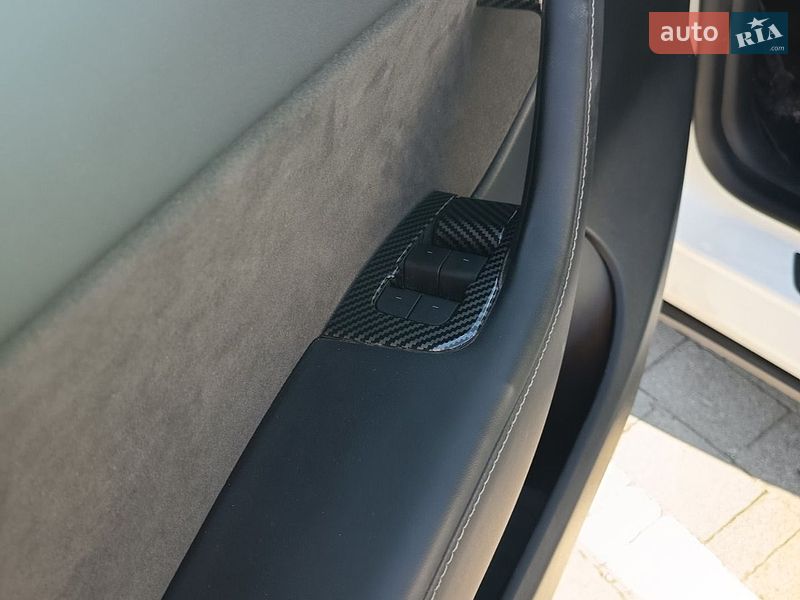 Позашляховик / Кросовер Tesla Model Y 2022 в Хмельницькому
