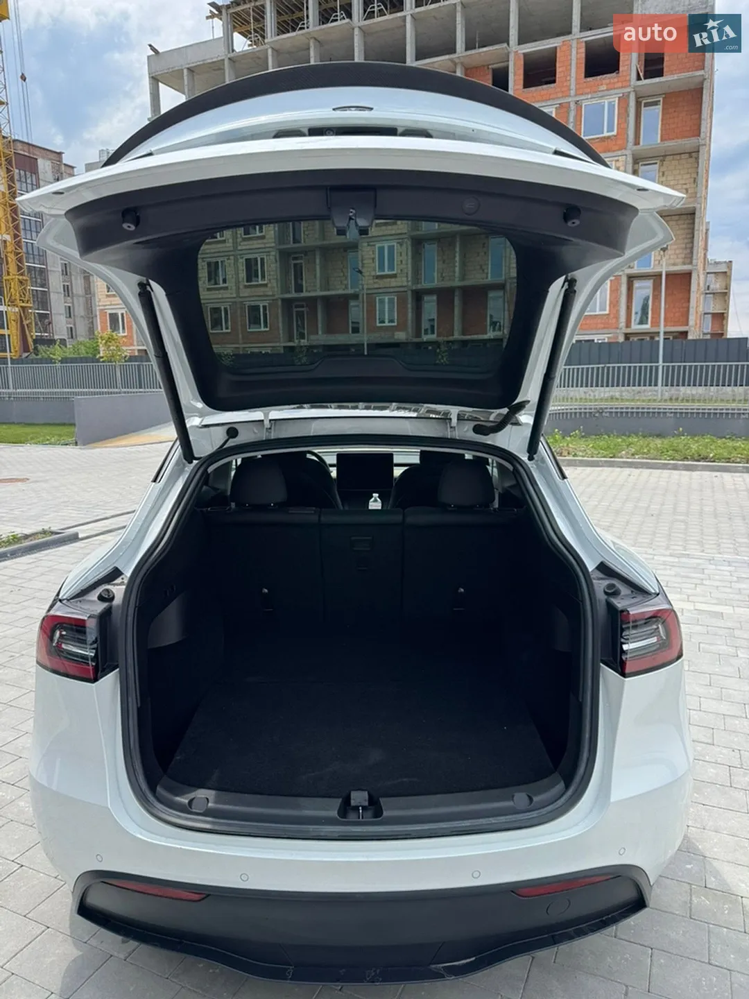 2022 Tesla Model Y - мініатюра 15