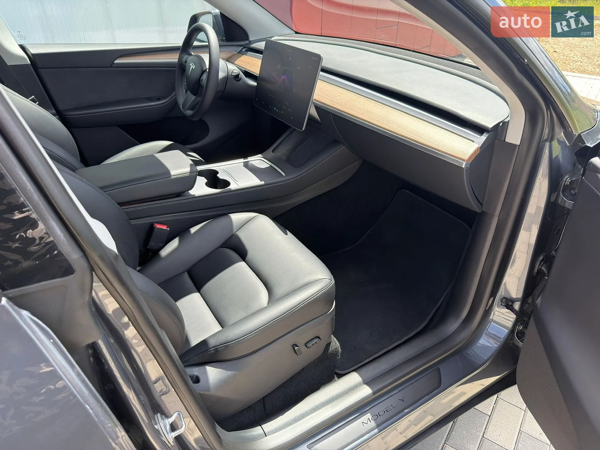 2023 Tesla Model Y - мініатюра 48