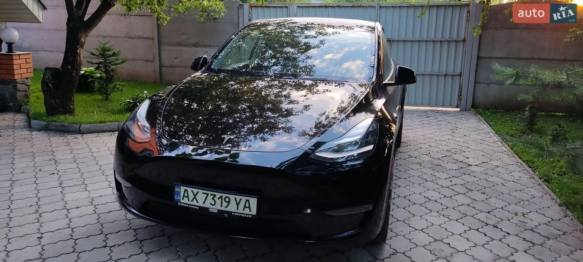 2020 Tesla Model Y - мініатюра 3