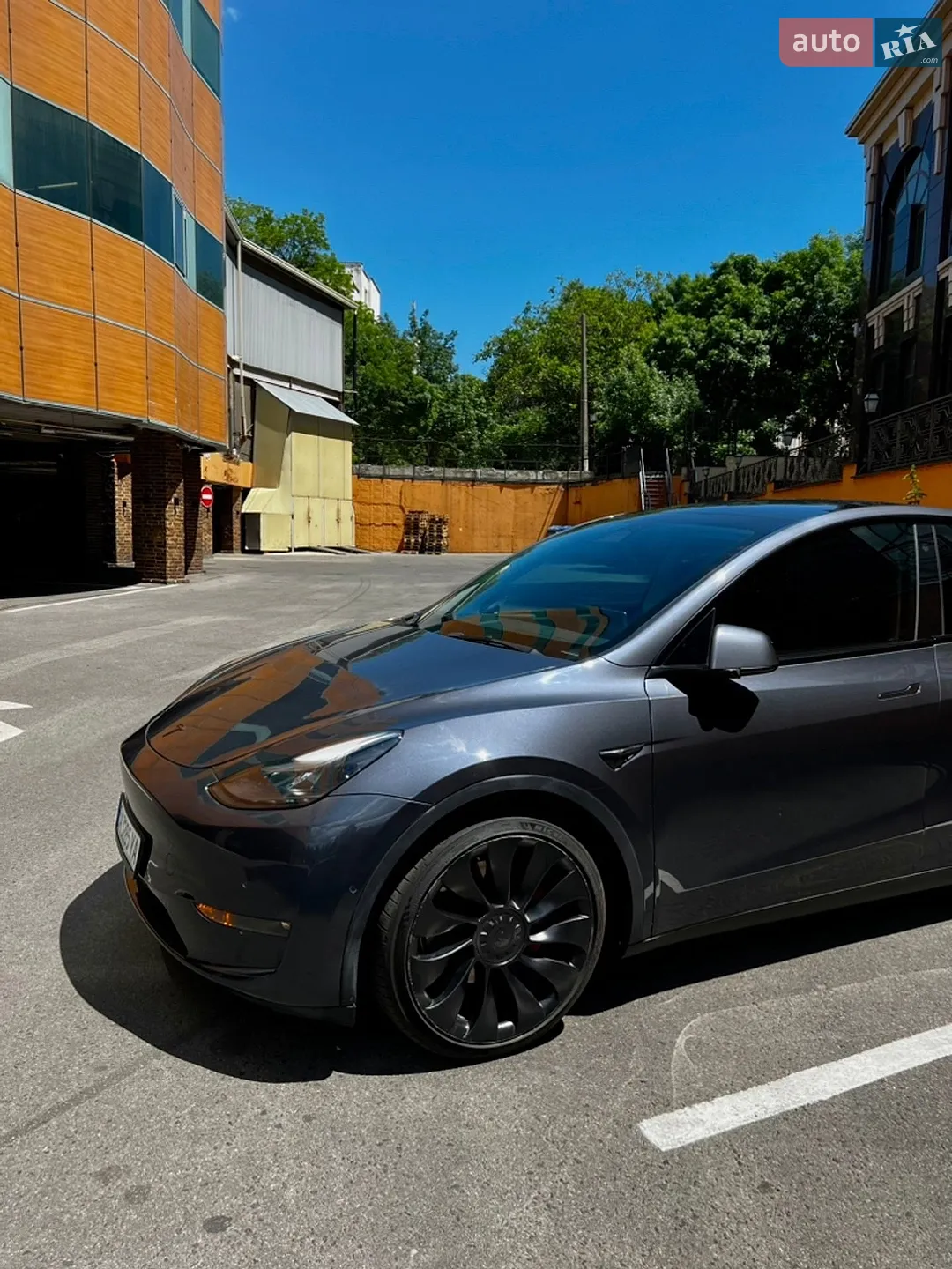 2022 Tesla Model Y - мініатюра 5