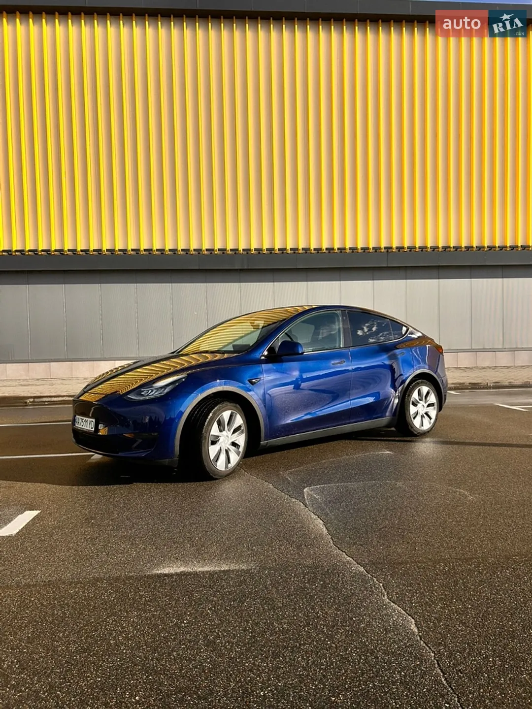 2022 Tesla Model Y - мініатюра 2