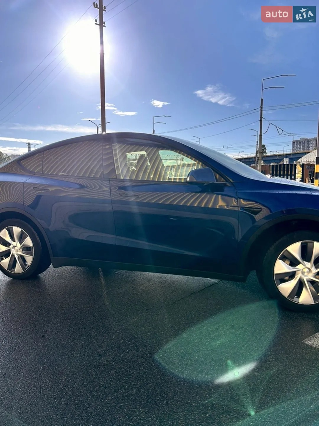 2022 Tesla Model Y - мініатюра 3