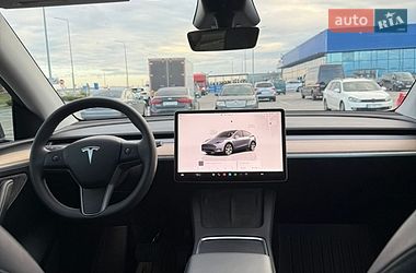 Позашляховик / Кросовер Tesla Model Y 2023 в Львові