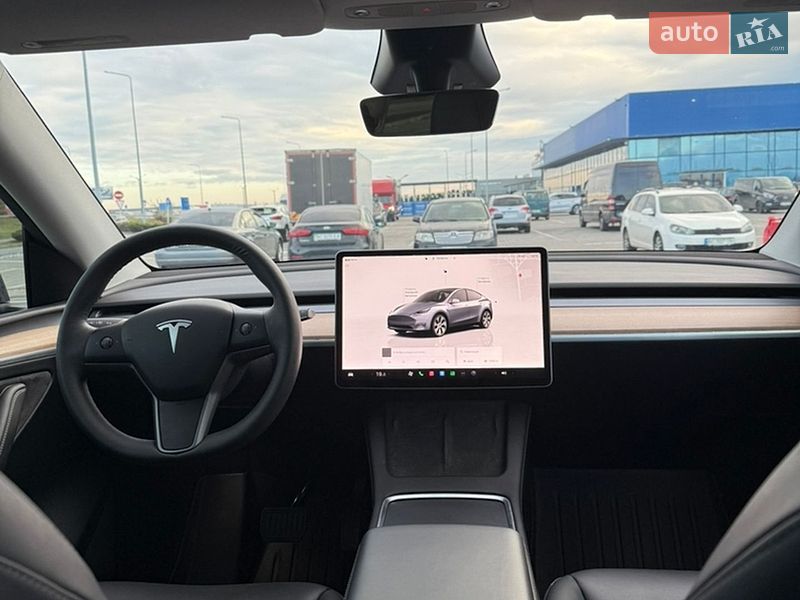 Позашляховик / Кросовер Tesla Model Y 2023 в Львові