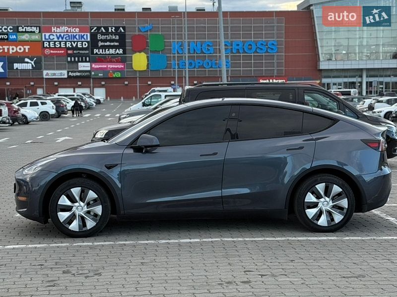 Позашляховик / Кросовер Tesla Model Y 2023 в Львові