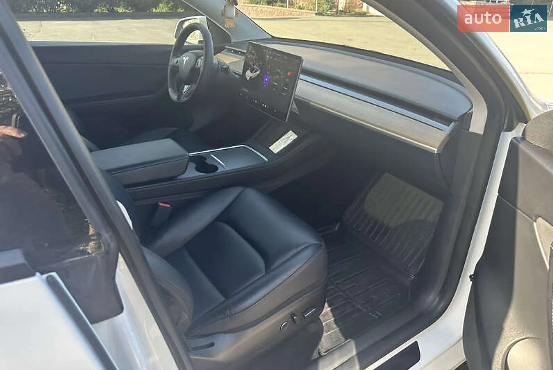 2021 Tesla Model Y - мініатюра 2