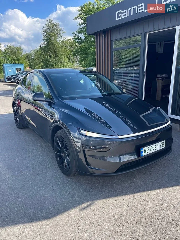 2024 Tesla Model Y - мініатюра 24