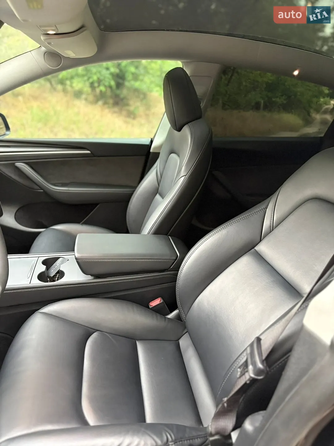 2024 Tesla Model Y - мініатюра 9