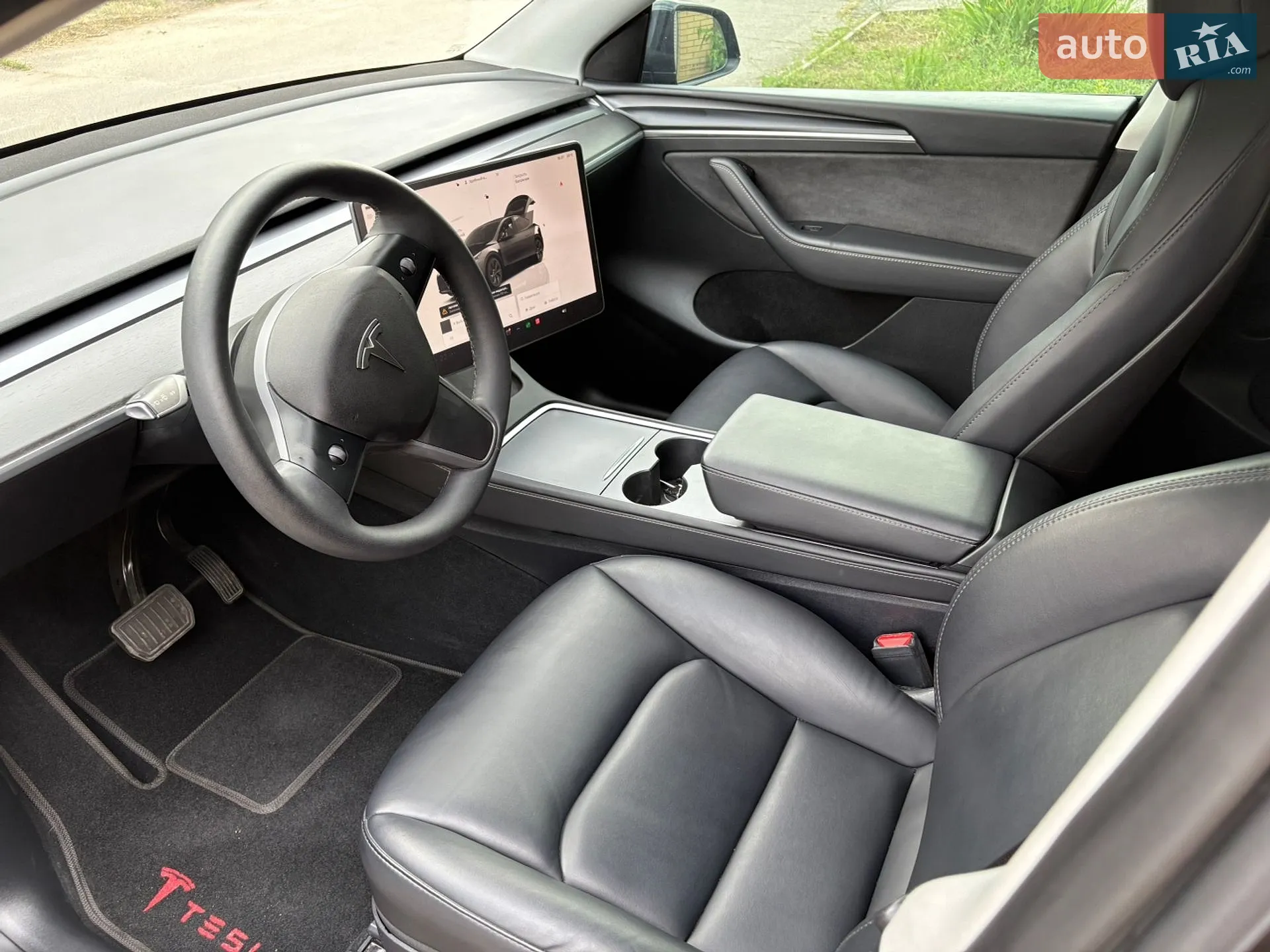 2024 Tesla Model Y - мініатюра 17