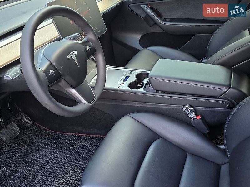 Позашляховик / Кросовер Tesla Model Y 2023 в Миколаєві фото 5 Позашляховик / Кросовер Tesla Model Y 2023 в Миколаєві