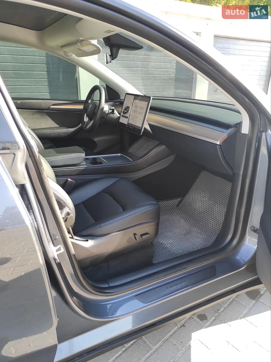2022 Tesla Model Y - мініатюра 9
