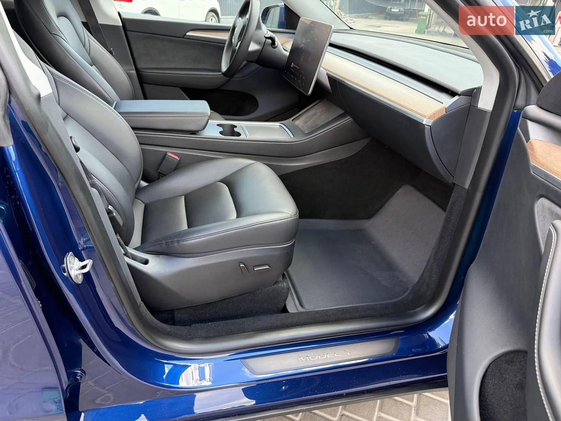 2023 Tesla Model Y - мініатюра 31