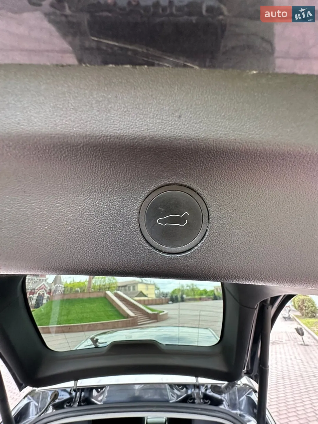 2024 Tesla Model Y - мініатюра 34
