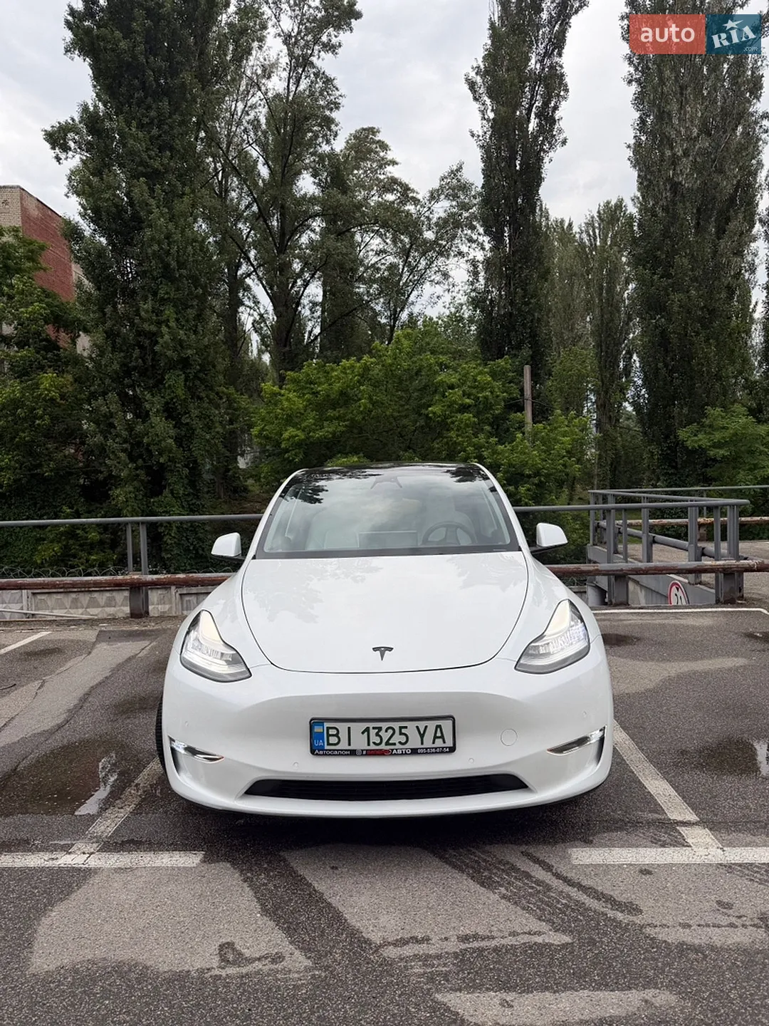 2022 Tesla Model Y - мініатюра 3