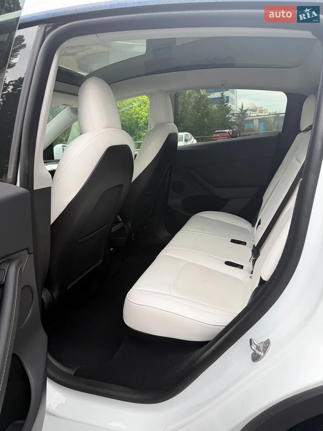 2022 Tesla Model Y - мініатюра 33
