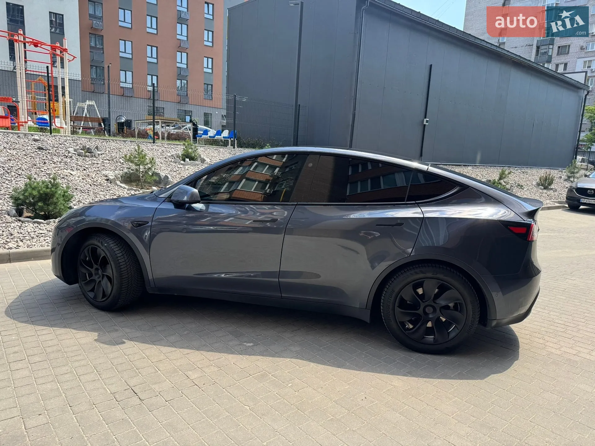 2021 Tesla Model Y - мініатюра 2