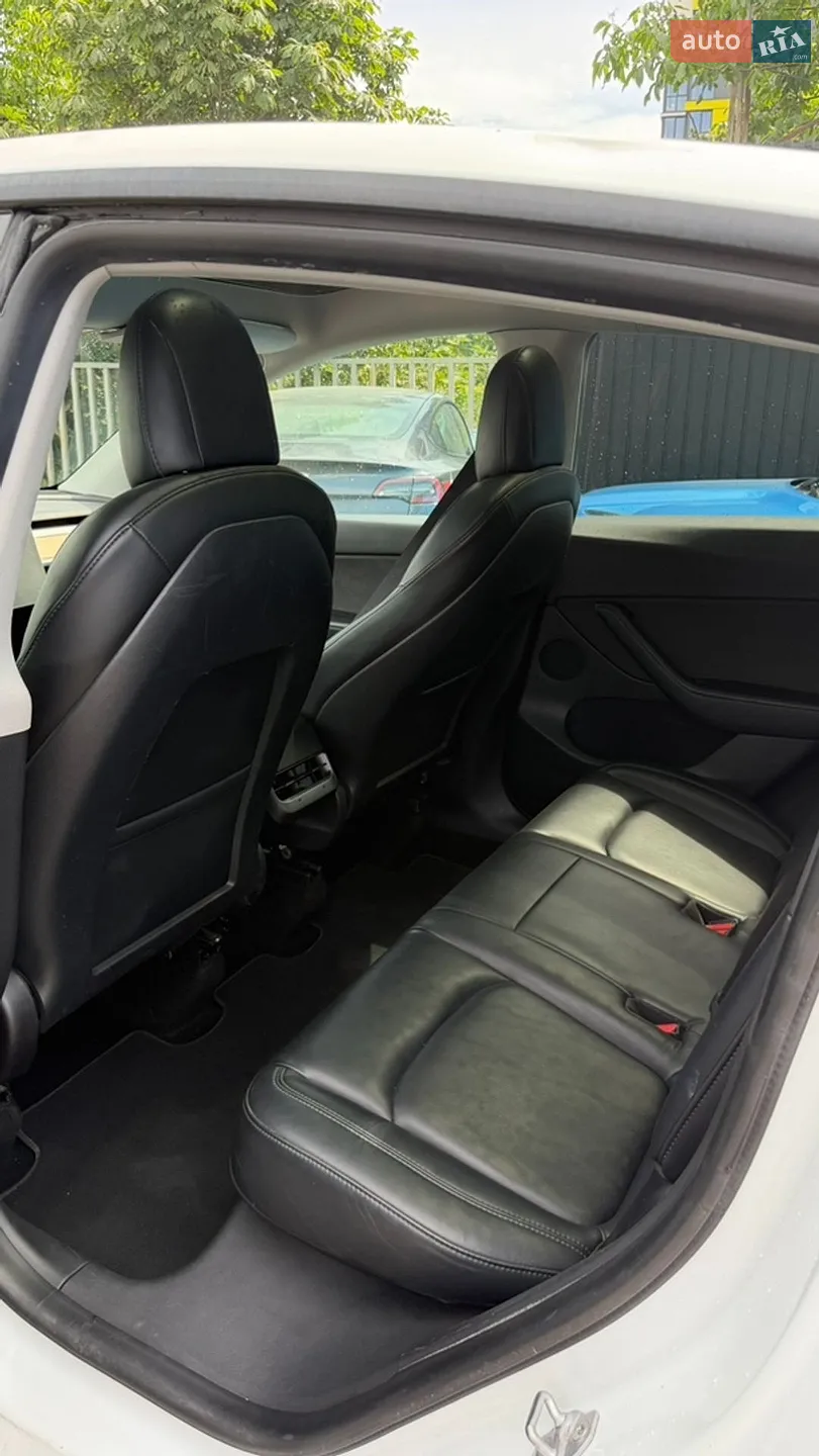 2021 Tesla Model Y - мініатюра 9
