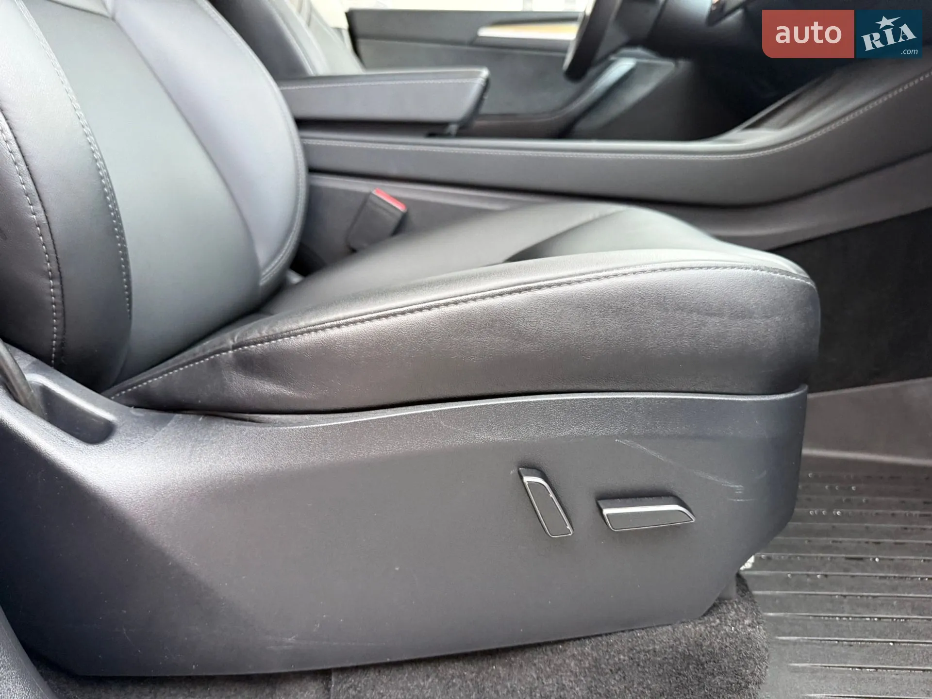 2023 Tesla Model Y - мініатюра 21