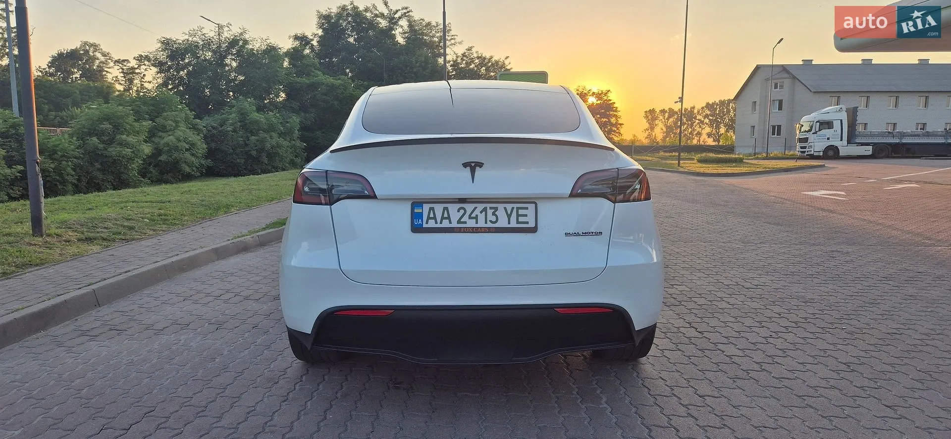 2023 Tesla Model Y - мініатюра 4
