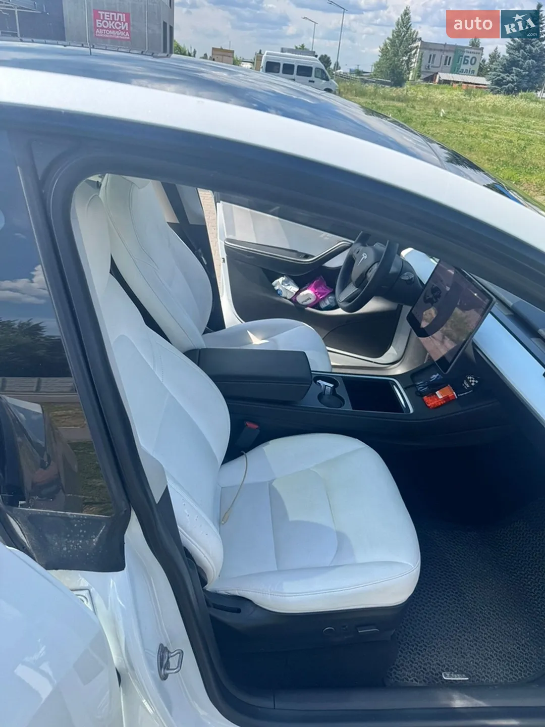 2021 Tesla Model Y - мініатюра 4