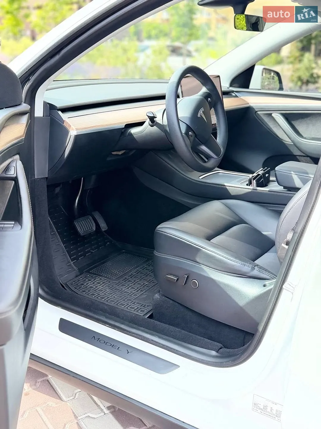 2023 Tesla Model Y - мініатюра 6