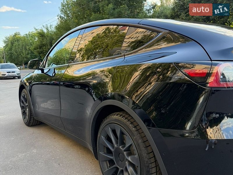 Внедорожник / Кроссовер Tesla Model Y 2022 в Хмельницком