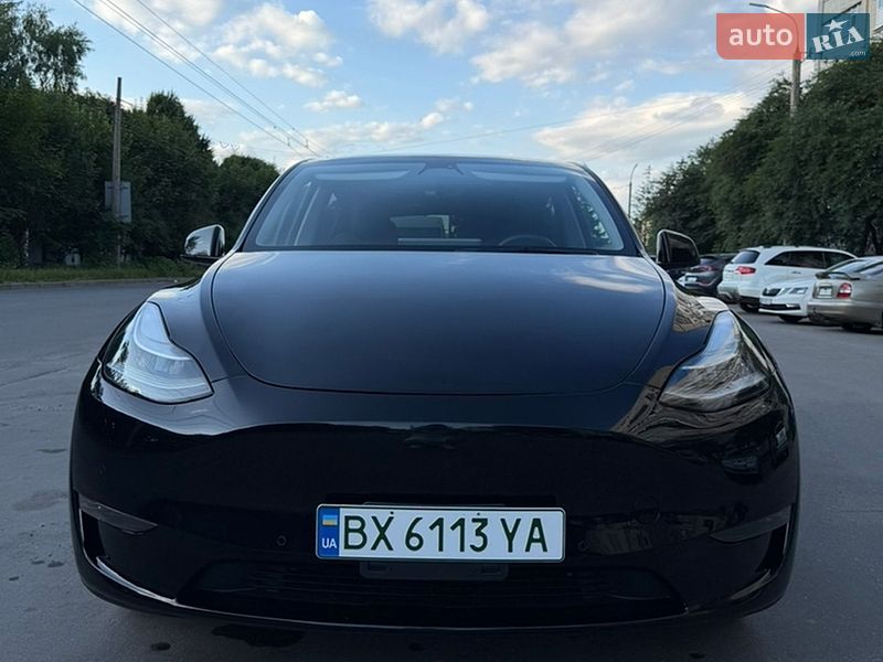 Внедорожник / Кроссовер Tesla Model Y 2022 в Хмельницком