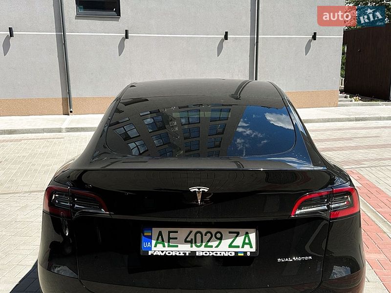 Внедорожник / Кроссовер Tesla Model Y 2022 в Днепре