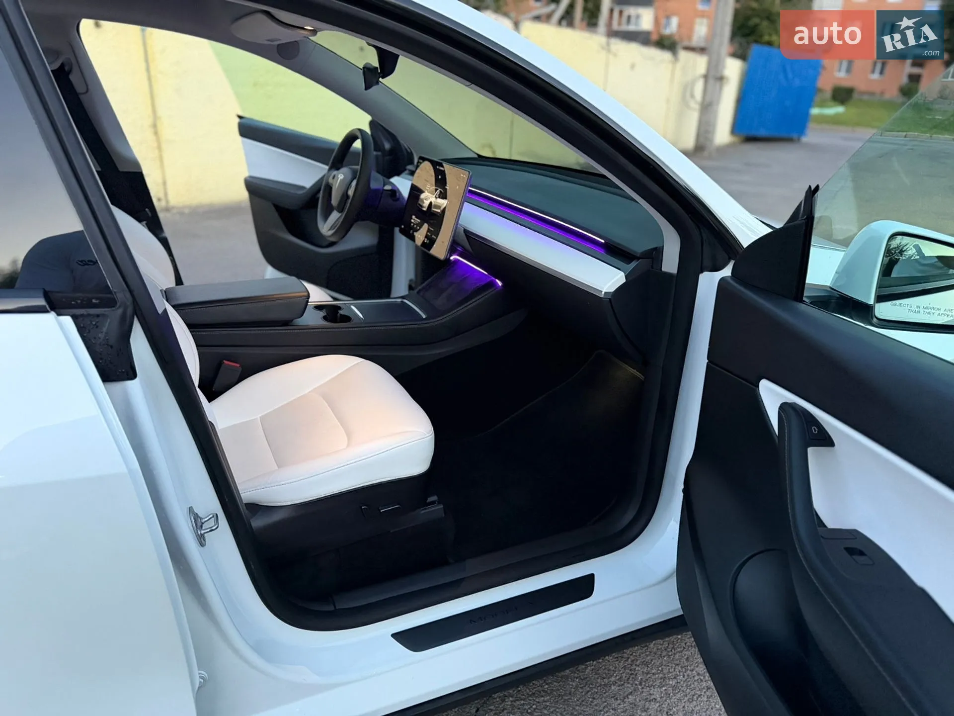 2022 Tesla Model Y - мініатюра 15
