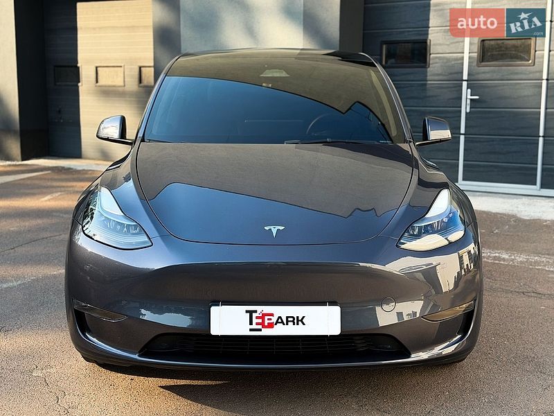 Позашляховик / Кросовер Tesla Model Y 2023 в Києві